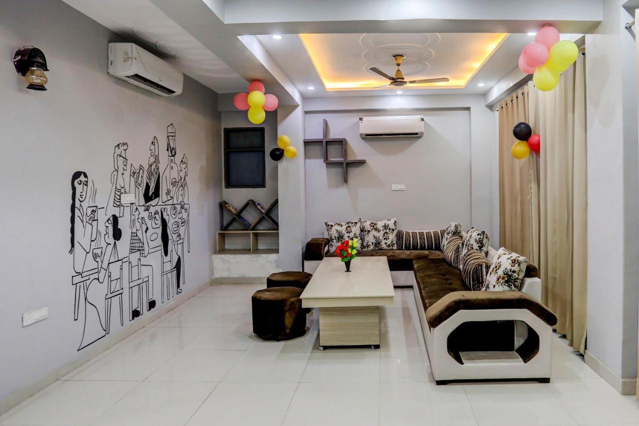 Super Townhouse Cloud Bay, Near Genpact, Sector-69, Gurgaon Otel Dış mekan fotoğraf